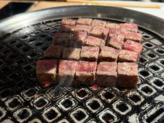 凤梨雪花牛肉粒-霸腹烤肉(厦门柚子番店)