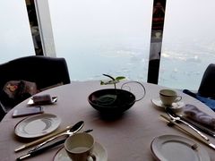 靠窗位-天龙轩(香港丽思卡尔顿酒店)