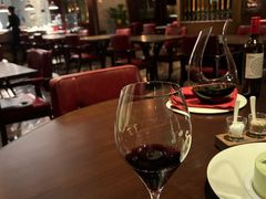 -恰餐厅及酒吧 CHAR Bar & Grill (北京丽都皇冠假日店)