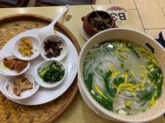 -桥香园云南过桥米线(金马碧鸡店)