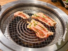 -明洞阿姨·韩式酱蟹烤肉·创意料理(三元桥店)