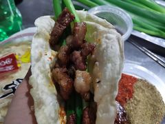 -火车站老孙烧烤(东二路店)