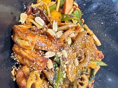 -醉人椒麻辣香锅(王府井喜悦店)