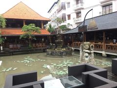 -Pundi Pundi Restaurant
