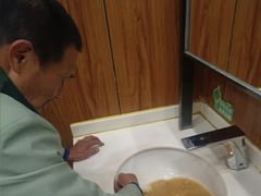 -砂之船奥莱(南京江宁店)
