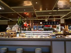 自助取餐区-大中华希尔顿酒店-念自助餐·嗨啤·小龙虾