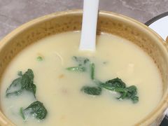 老济南甜沫-闫府私房菜·百年鲁菜(恒隆店)