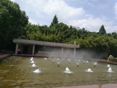 -上海市龙华烈士陵园