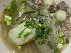 -榮泰米粉湯(Left Shop)