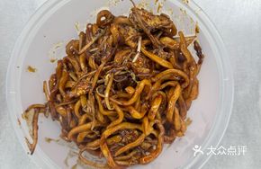 Meat and Egg Stir-Fried Noodles