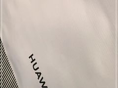 -华为授权体验店(中山公园来福士)