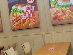 -华莱士·全鸡汉堡(海口政法学院店)