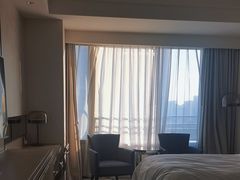 -上海漕河泾万丽酒店