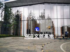 -瑞幸咖啡(绿地锦峰大厦店)