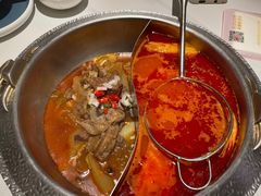 -左庭右院鲜牛肉火锅(金山万达店)