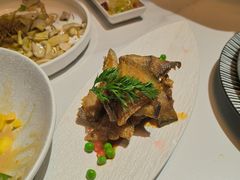 本帮熏鲳鱼-荟廷·晶萃(陆家嘴尚悦湾店)