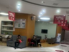 -雅悦齿科(顾村公园店)