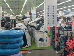 -迪卡侬(西华店)