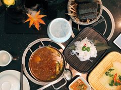 -锅季·捞王旗下小火锅(虹桥火车站店)