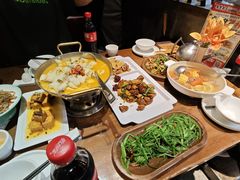 -隔壁老王·家常云南菜(皇冠店)