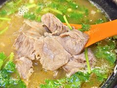 牛肉粉丝汤-大龙汤包