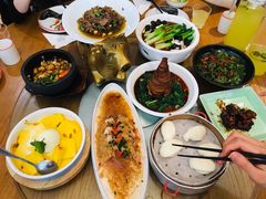 -新白鹿餐厅(银泰西湖文化广场店)