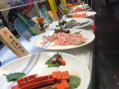 -四海一家自助餐(益田假日广场店)