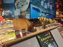 -头上红煨盐鸡·非遗院子餐厅