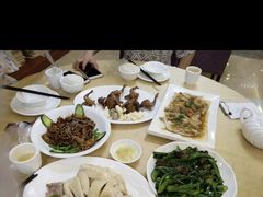 -渔意楼·驰名沙田乳鸽(五羊旗舰店)