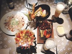 -穹六人间 people 6(岳阳路店)