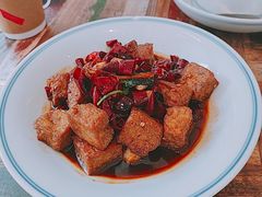 三杯臭豆腐-江南驿·二十余年创意杭帮味(良渚玉鸟集店)