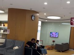 -雅悦齿科(顾村公园店)