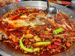 -小饕荟雅安贡椒鱼鲜馆(广福桥店)