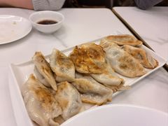 -东方饺子王(新奥购物中心店)