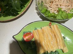 -一叶一世界•素食餐厅(环球中心店)