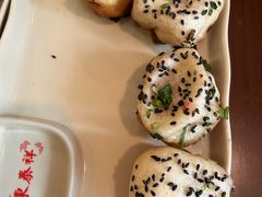 虾肉生煎-东泰祥生煎馆(陕西南路店)