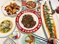 -必点海鲜·海肠捞饭·鲅鱼水饺(滨江道店)