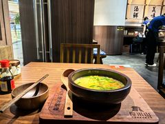 -良米山·云南野生菌过桥米线(上海首店)