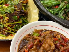 -堂瓦里·33年传统赣菜(第一街区店)