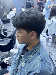 -米可造型烫发染发