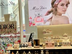 -Dior迪奥(上海世茂广场店)