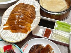 -梅利汴京烤鸭•开封豫菜地标店(晋安路店)