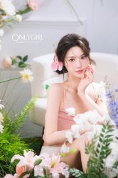 -onlygirl摄影美学馆高端定制(江滩店)