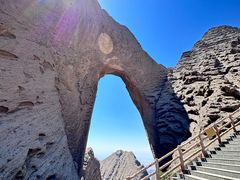 -阿图什天门景区