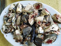 -东巴谷野生菌火锅餐厅
