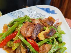 特色回锅肉-盐与味葱葱鲫鱼•自贡菜江湖菜(春熙店)