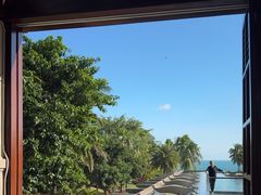 -亚龙湾喜来登·美景台大堂吧