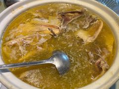 招牌清炖鸡汤-房陵农家(东亭店)