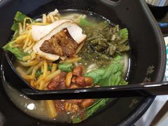 -桂在香知桂林米粉(红博中央公园店)