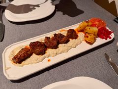 牛里脊配红椒酱-Efes Turkish & Mediterranean Cuisine 艾菲斯餐厅(陆家嘴店)